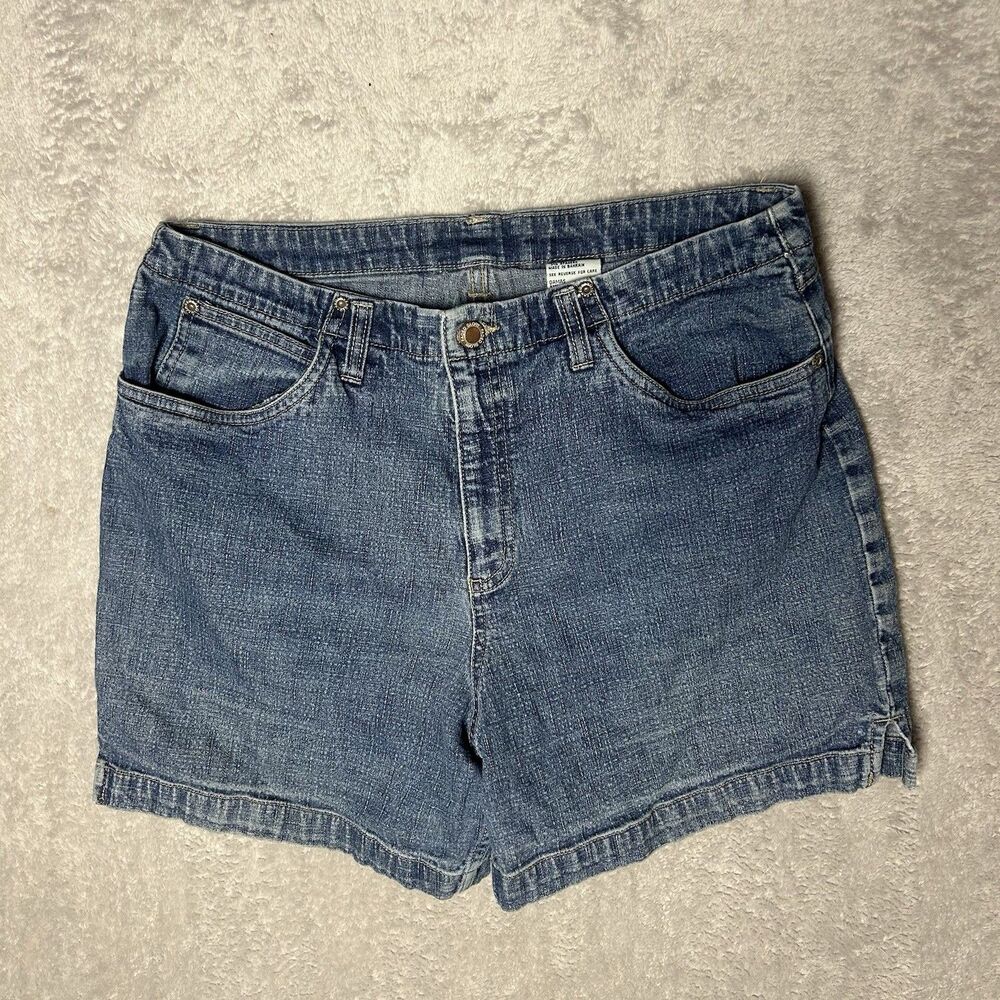 Vintage Y2K Faded Glory, Denim Jean Shorts Longer Length Size 14 Blue ￼
